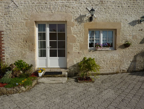 facade2.jpg